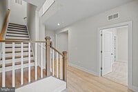 Building Photo - 1548 Meadowlark Glen Rd
