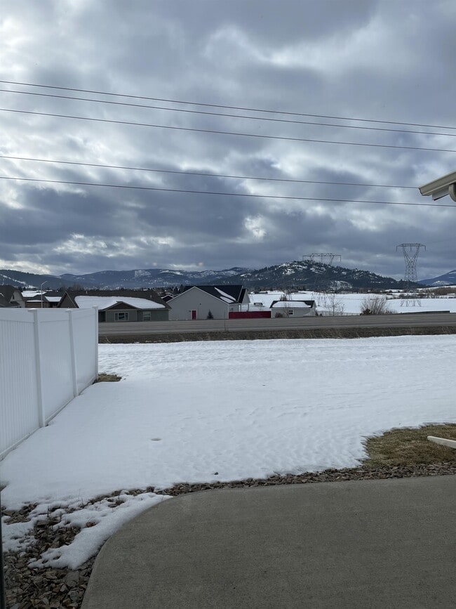 Building Photo - 114 Jackson Peak Dr