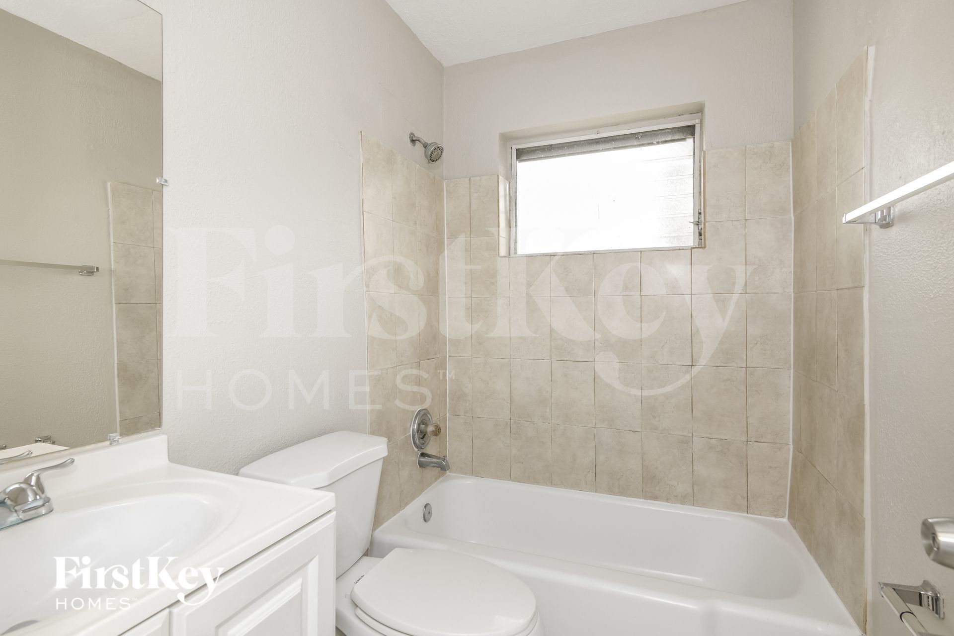 Building Photo - 7300 Ramona St