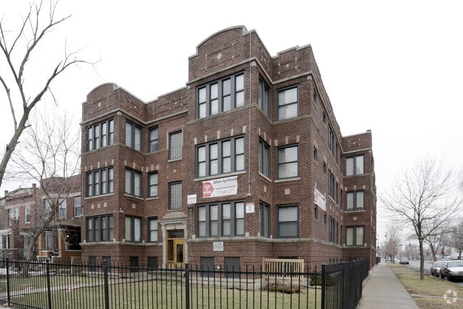 Primary Photo - New Horizon Apartments