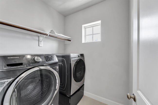 Building Photo - 2711 Arabelle Grove