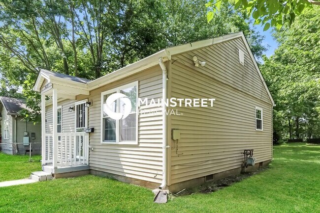 Building Photo - 2 Bedroom Pet-Friendly Home in Louisville,...