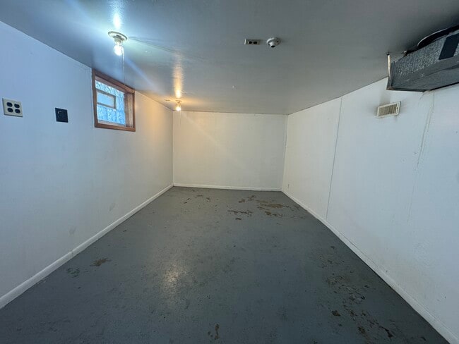 Building Photo - 1314 Sedgwick St