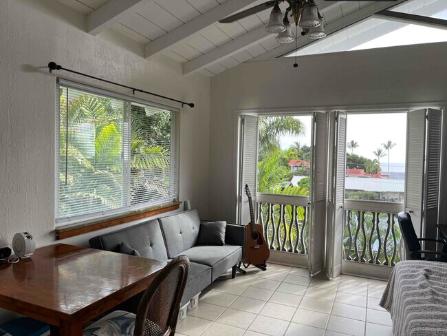 Building Photo - 75-228-228 Aloha Kona Dr