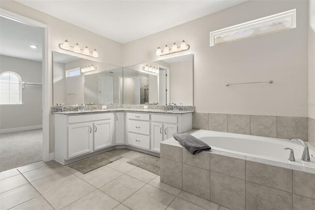 Building Photo - 8373 Ludington Cir
