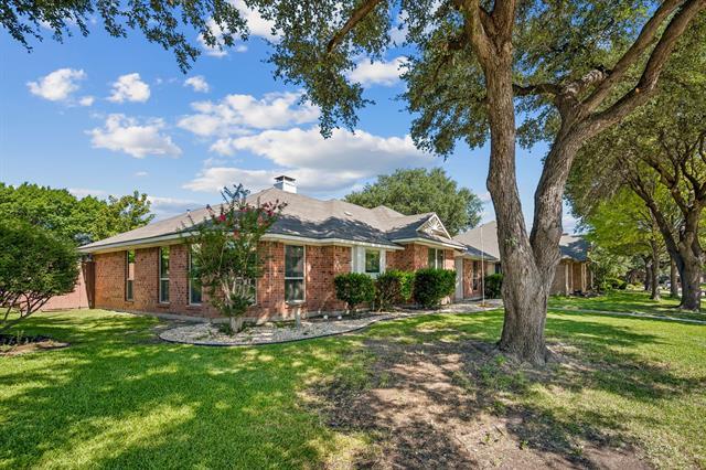 Building Photo - 4203 Meadow Ridge Dr