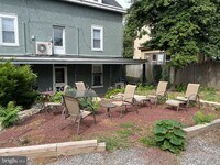 Building Photo - 357 Lyceum Ave