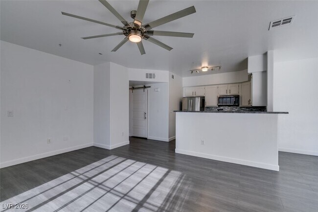 Building Photo - 7147 S Durango Dr