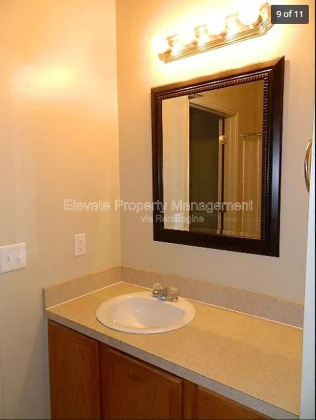 Building Photo - 921 Prairie Wind Way