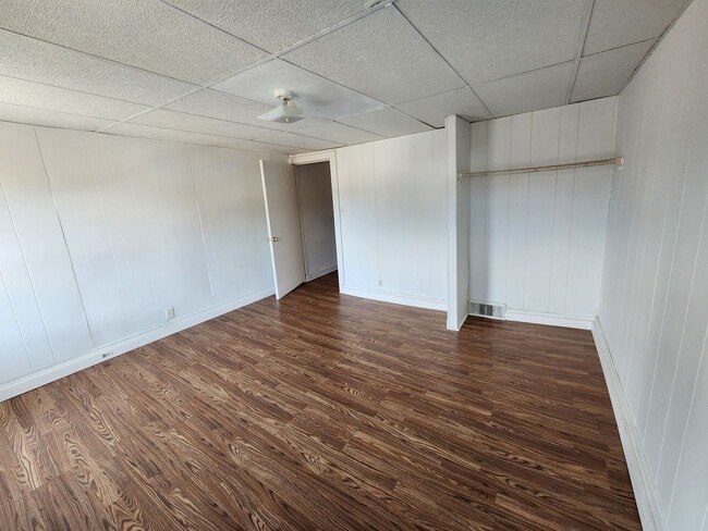 Building Photo - 3 Bedroom Home Available in Harrisburg!