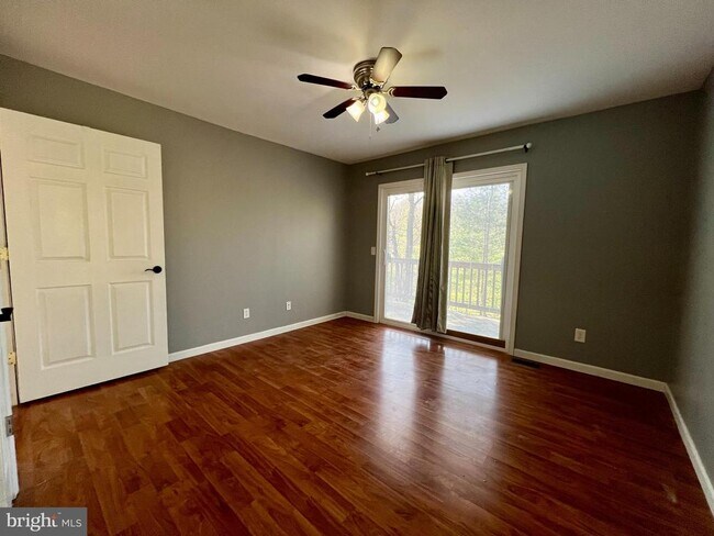 Building Photo - 117 Audubon Rd