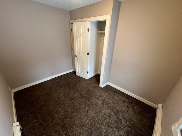 Building Photo - Available Feb 1 | Updated 2+ Bedroom Home w/ Loft & Garage – Brooklyn Park