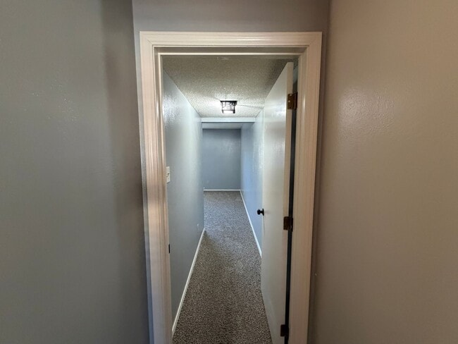 Building Photo - 3 Bedroom Single Story Home Available Near Louisiana Blvd NE & Candelaria Rd NE!