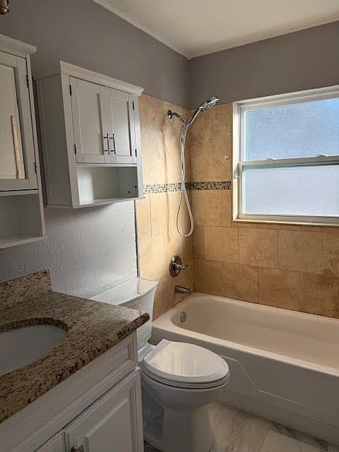 Building Photo - 6802 S Hesperides St