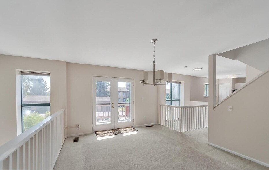 Building Photo - 116 Paladin Dr
