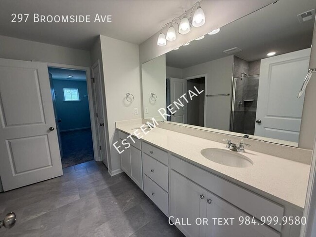 Building Photo - 297 Broomside Ave