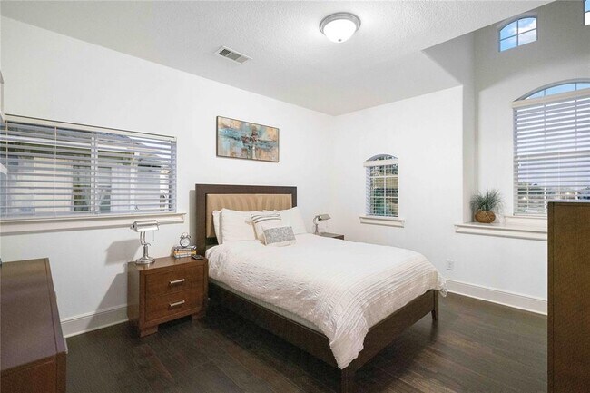 Building Photo - 54 Paloma Springs Dr