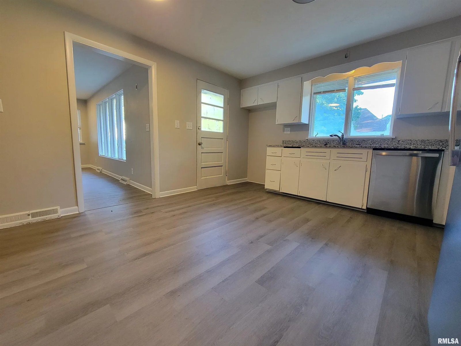 Building Photo - 1111 Summer St