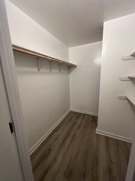 Building Photo - 3214 Starlight Dr