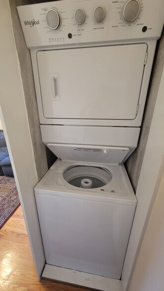 Building Photo - 1329 Connecticut St