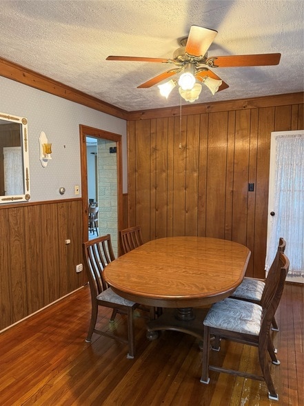 Building Photo - 18 Esther Ave