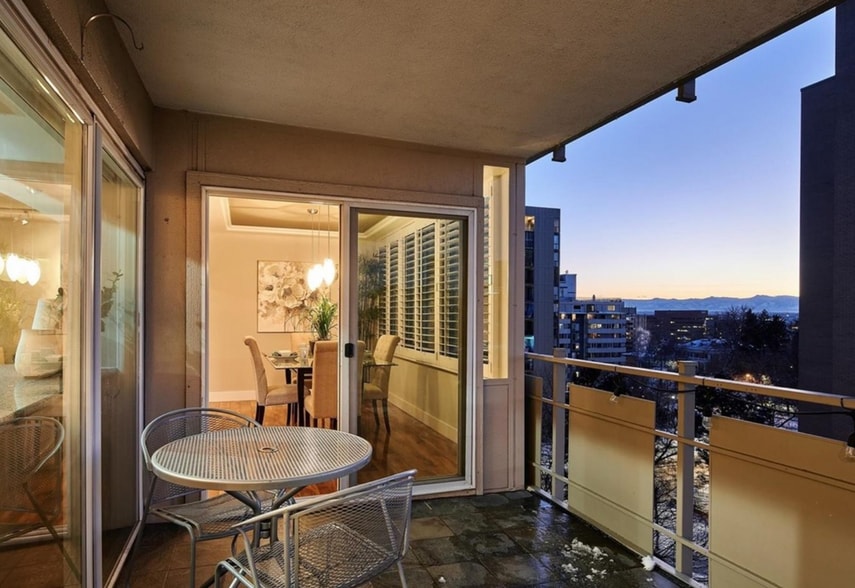 Balcony - 800 N Washington St