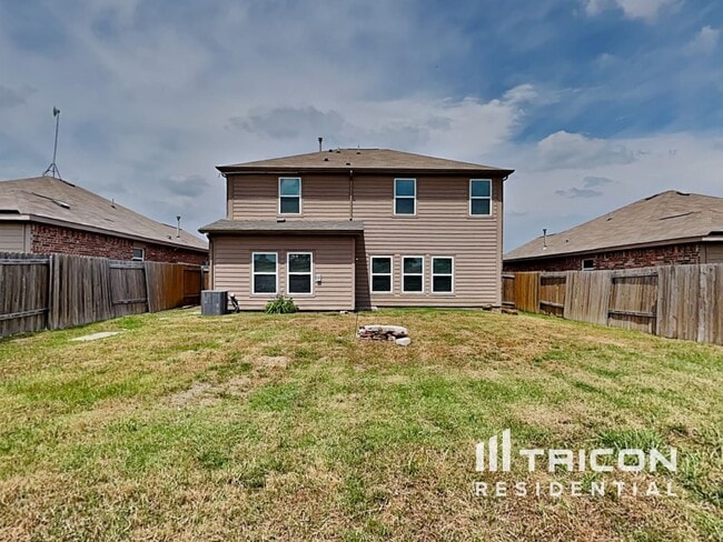 Building Photo - 4225 Elderberry St