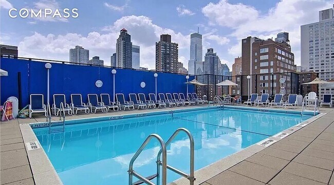 Building Photo - 340 E 64th St