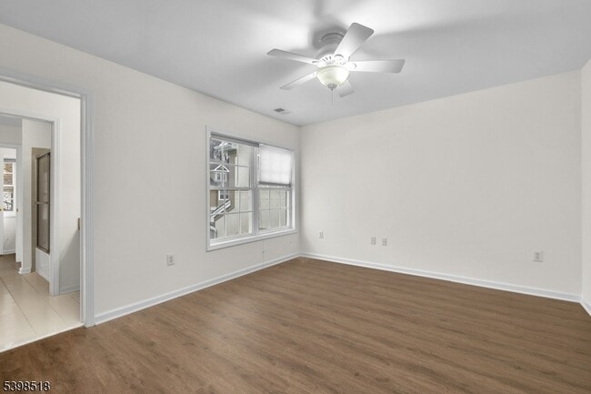 Building Photo - 28 Henning Terrace