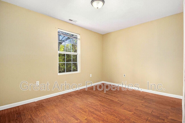 Building Photo - 1061 Centennial Ave