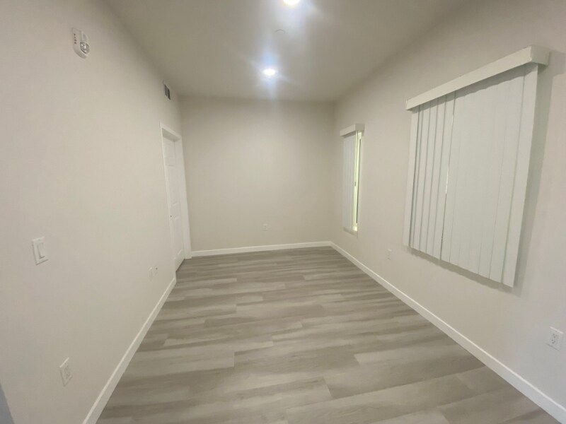 Building Photo - 2341 Ulric St