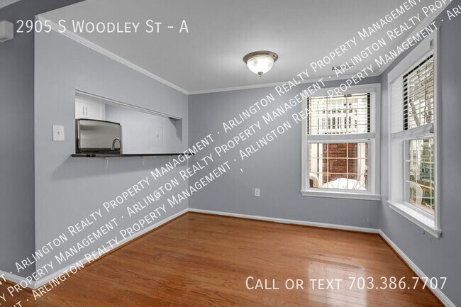Building Photo - 2905 S Woodley St