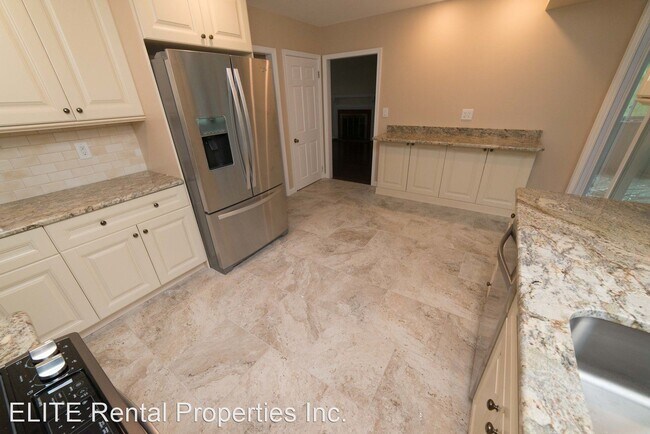 Building Photo - 4 br, 2.5 bath House - 440 Cricket Lane