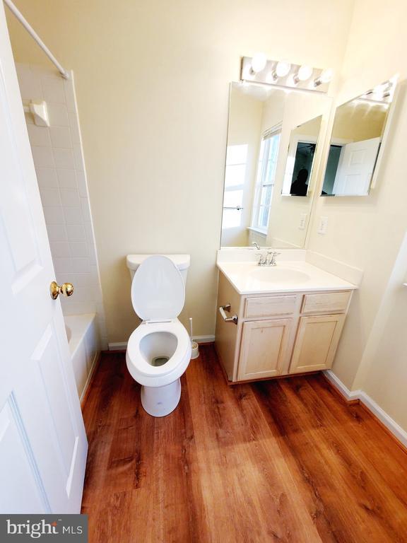 Building Photo - 9365 Owings Choice Ct