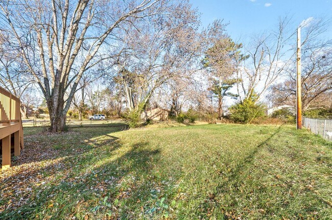 Building Photo - 5 Bedroom Home For Rent in St. Bethlehem A...