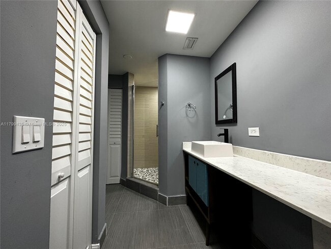 Building Photo - 691 SW 158th Way