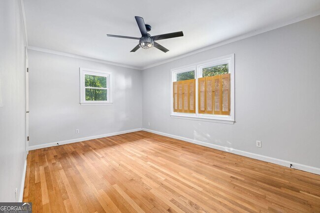 Building Photo - 4041 Fincher Dr