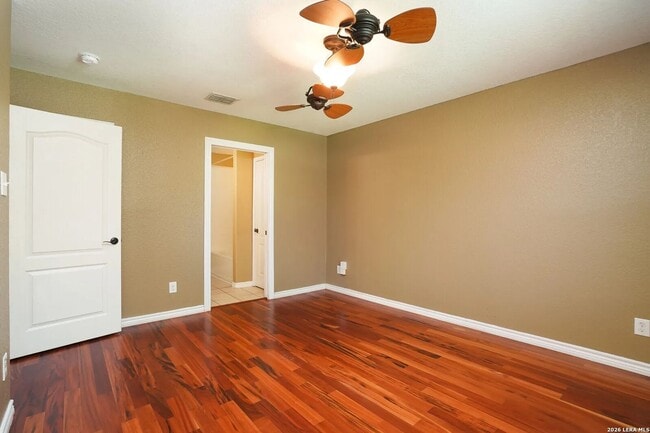 Building Photo - Cozy 2-Bedroom Home Just Off 151 & 410