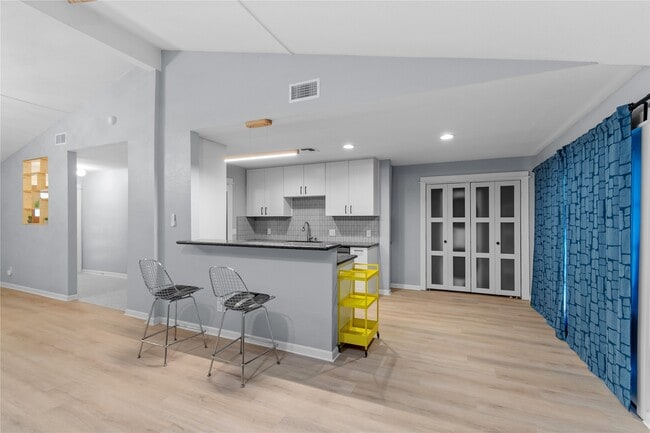 Building Photo - 12214 Braewick Dr