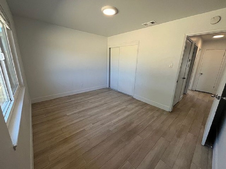 Building Photo - 6844 Bismarck Dr