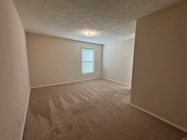 Building Photo - 7131 Greenlake Dr