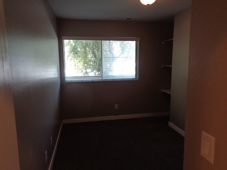 Building Photo - 1809 W 7600 S