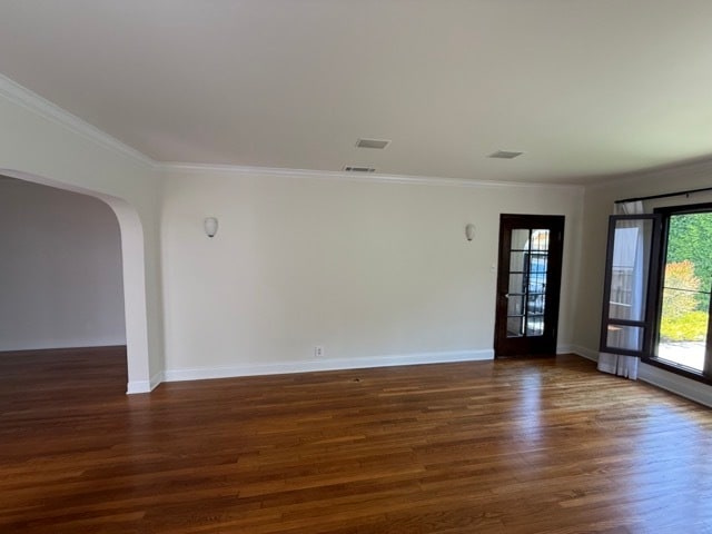 Building Photo - 729 N Harper Ave