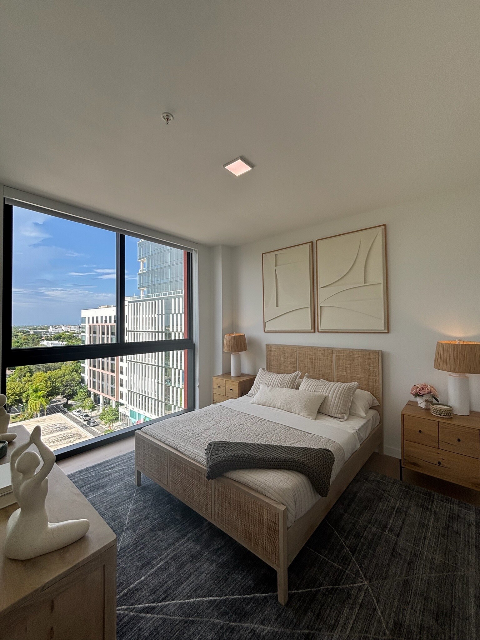 Building Photo - 237 NW 31st St