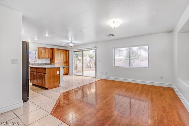 Building Photo - 4784 Essen Ct