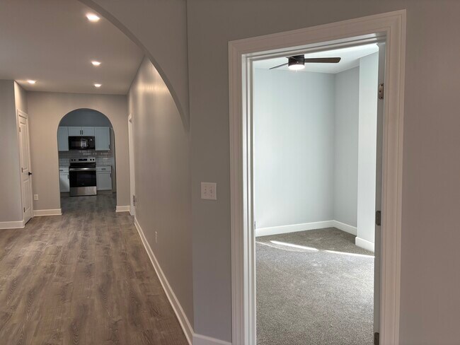 Building Photo - 239 West Ave