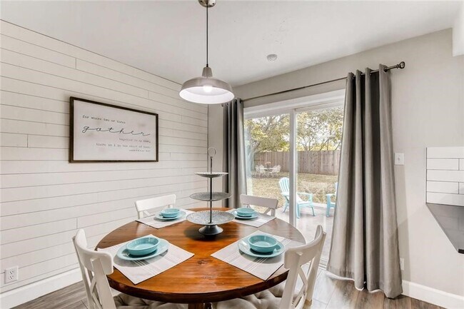 dining room - 10505 Salt Block Cir