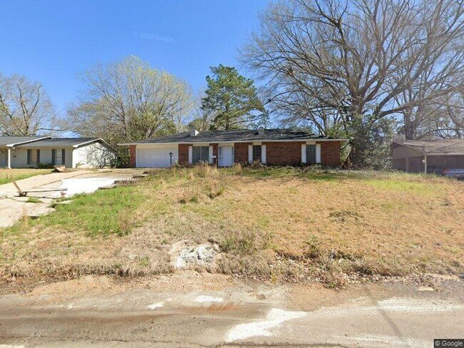 Primary Photo - 1422 Wooddell Dr