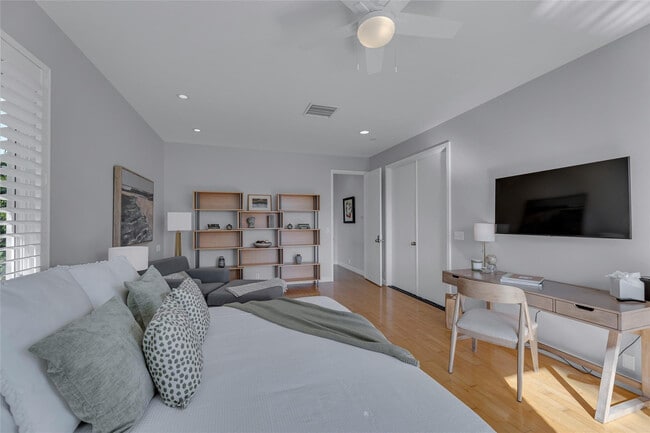 Building Photo - 272 Imperial Ln