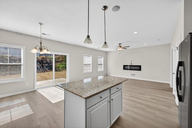 Building Photo - 4119 Thimbleberry Dr